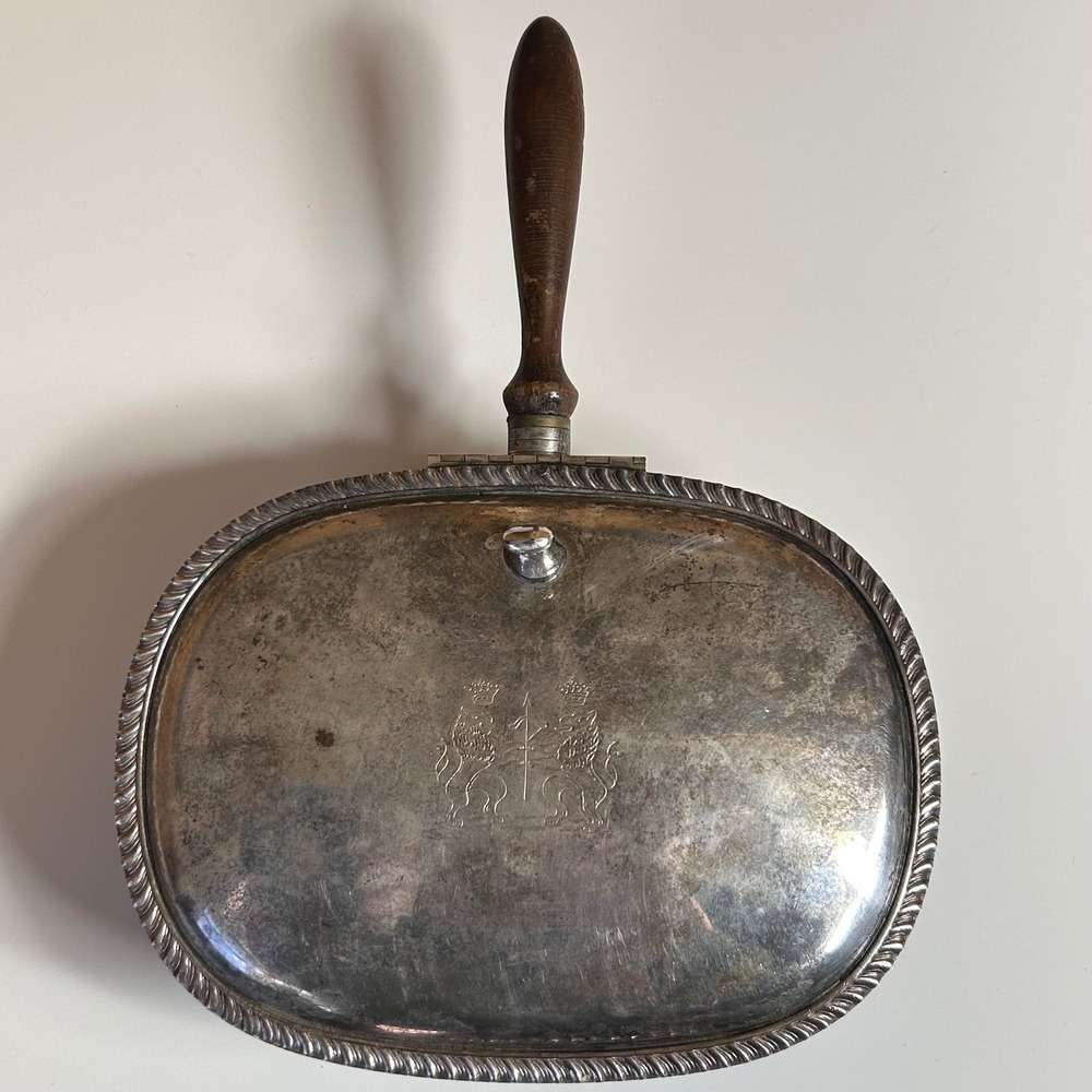 Vintage Silver Plate Silent Butler Crumb Catcher Wood Handle Lion Crest Monogram
